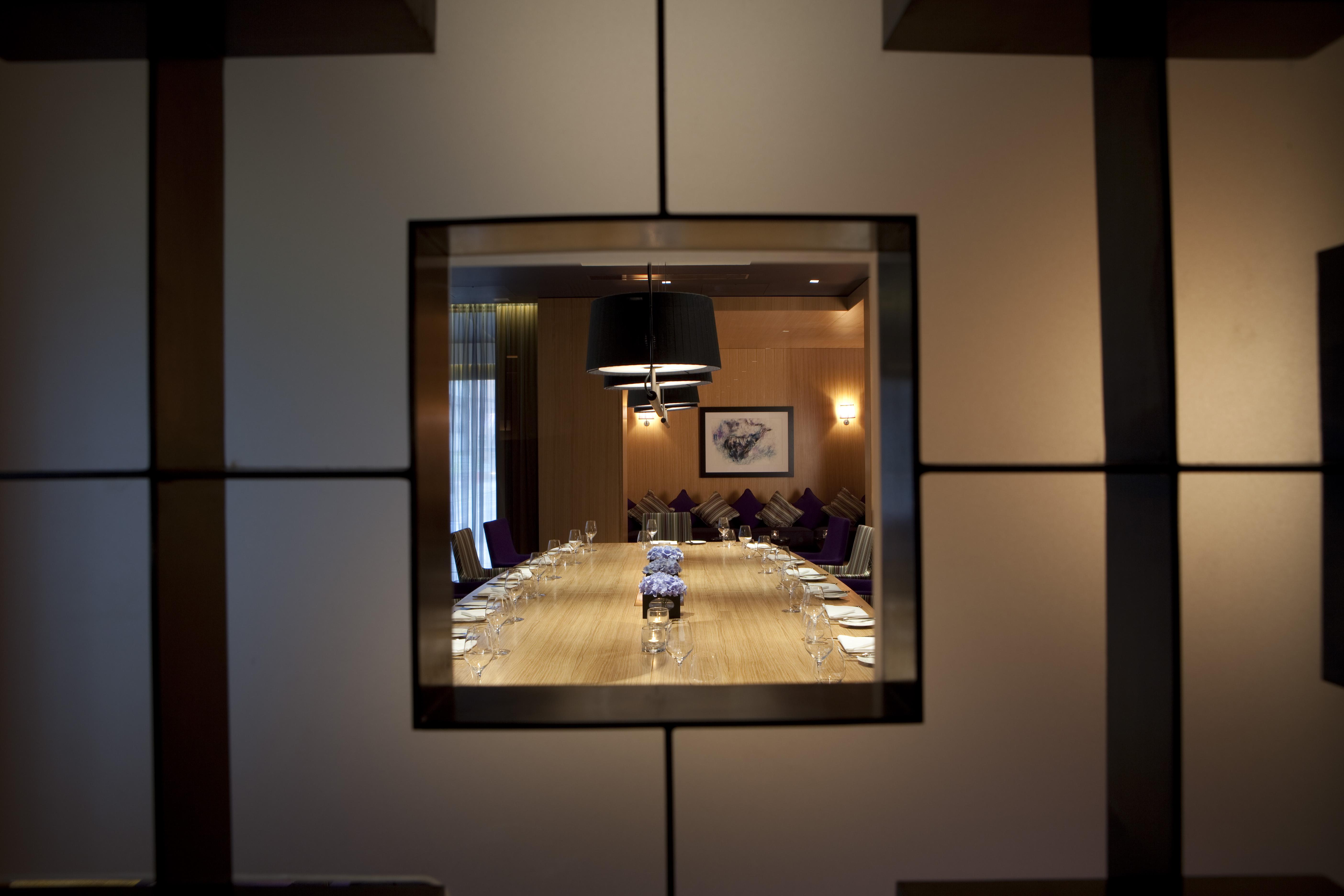 The Fitzwilliam Hotel Belfast Exterior foto The interior of the restaurant